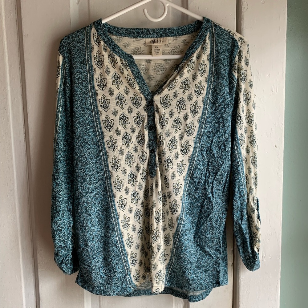 Quarter sleeve top with TAGS STILL ON